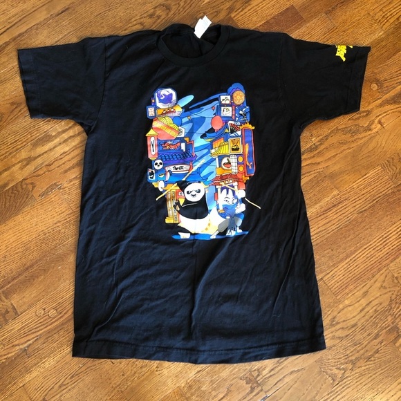 Kung Fu Panda 4 graphic tee - Picture 1 of 5